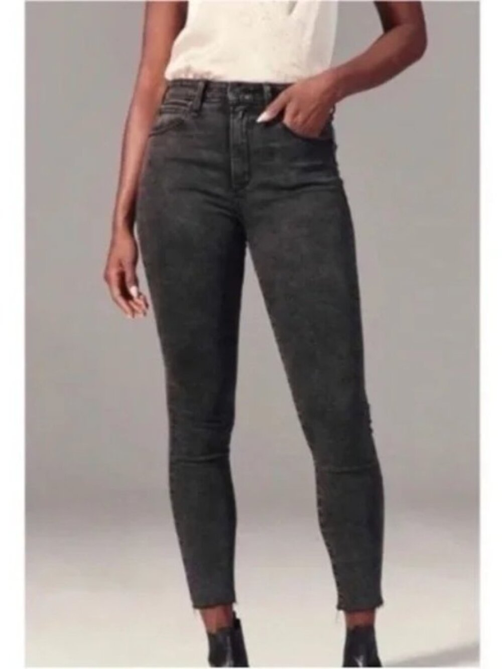 Abercrombie & Fitch The Skinny High Rise Jeans In Black Raw Hem Sz. 27/4s